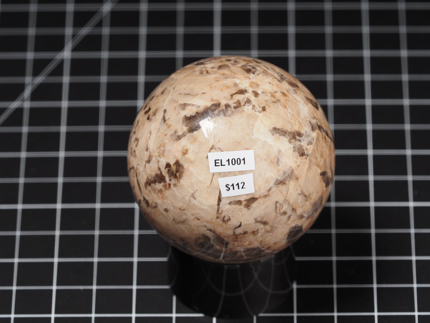 Graphic Granite Sphere 2-9/16”