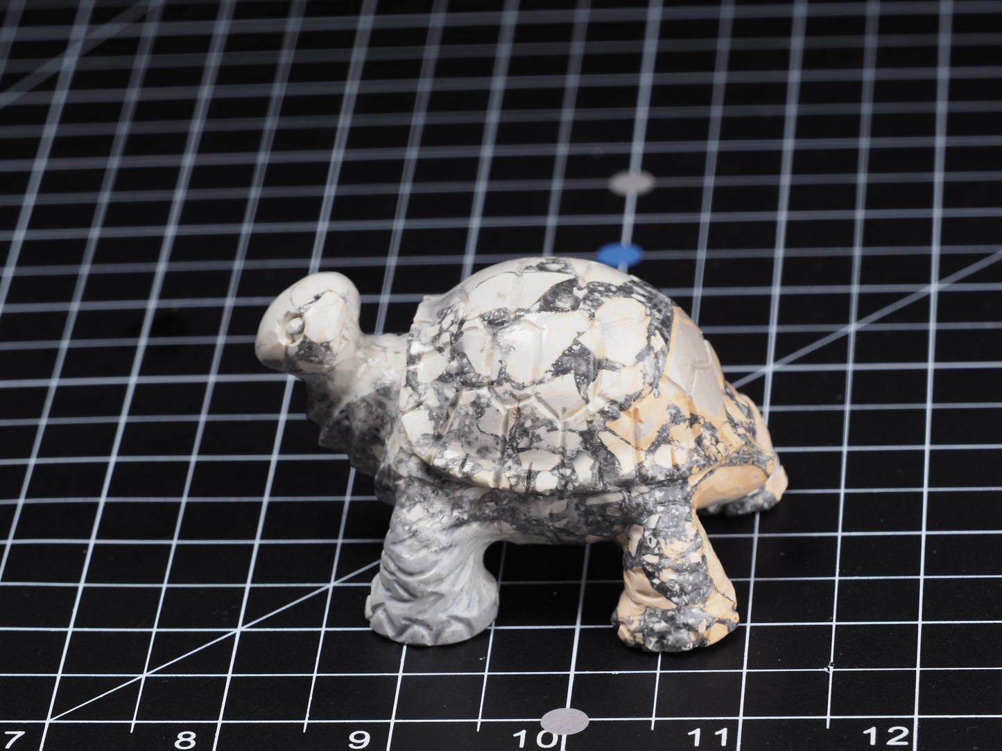Tortoise / Turtle Maligano Jasper Carving