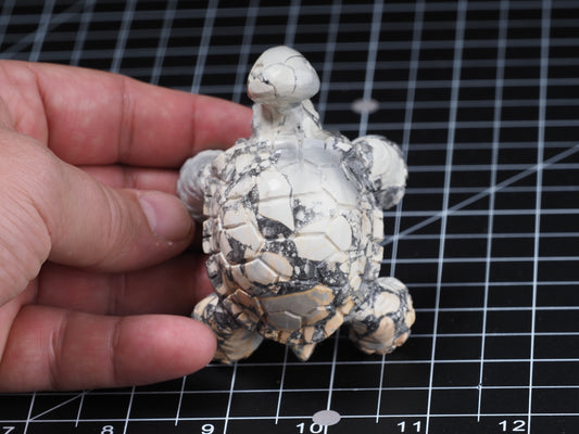 Tortoise / Turtle Maligano Jasper Carving