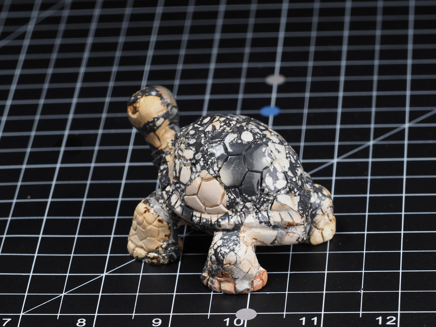 Tortoise / Turtle Maligano Jasper Carving