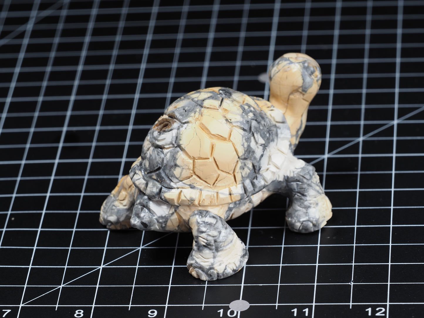 Tortoise / Turtle Maligano Jasper Carving