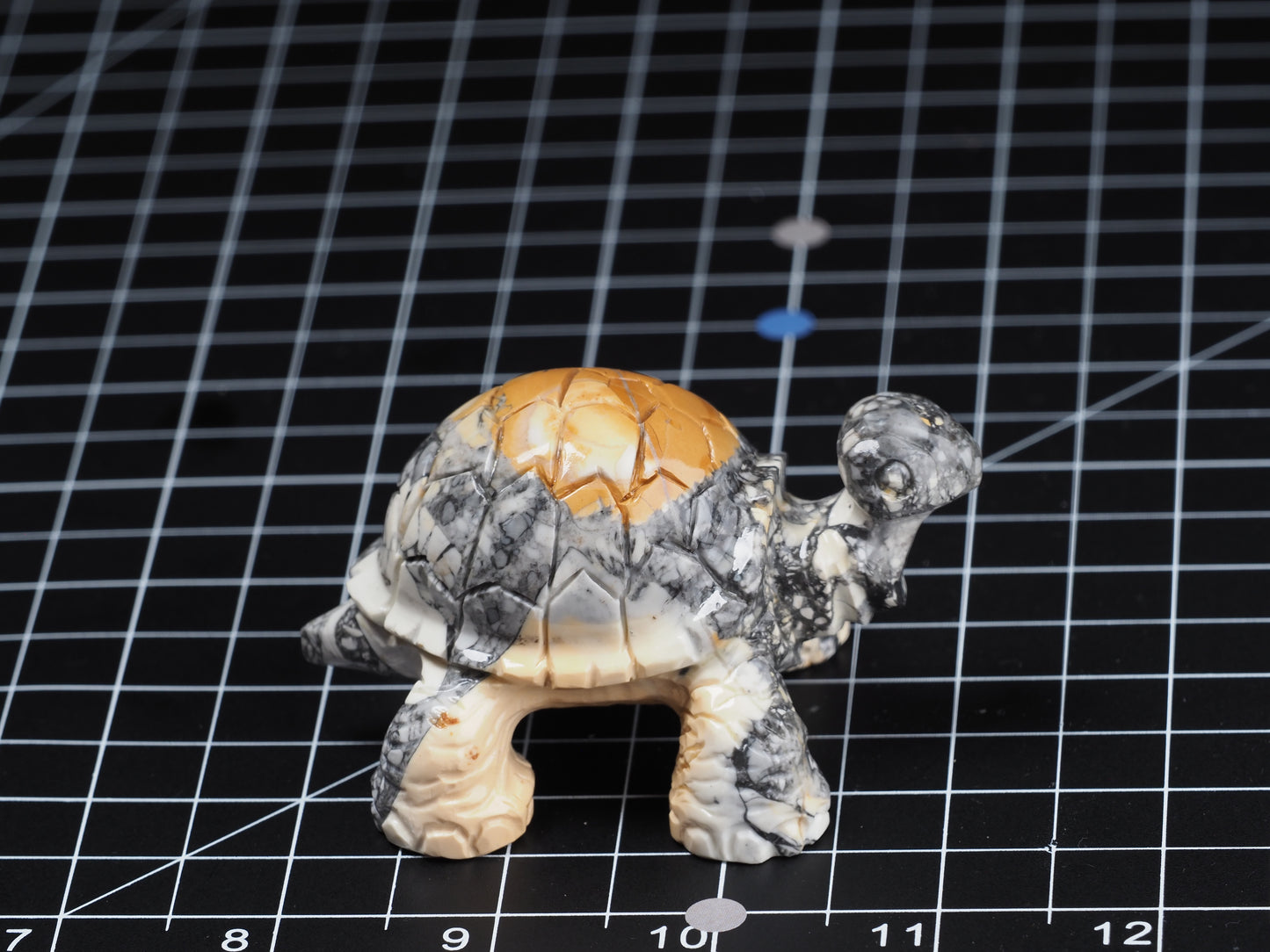 Tortoise / Turtle Maligano Jasper Carving