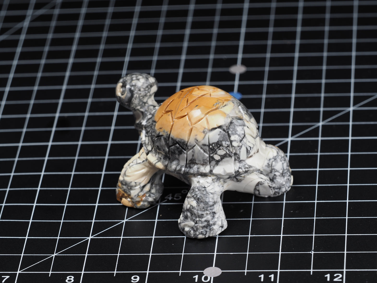 Tortoise / Turtle Maligano Jasper Carving