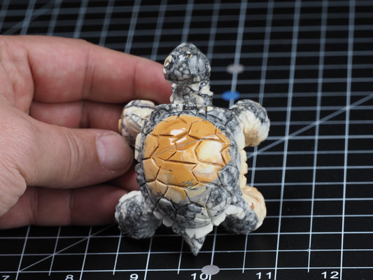 Tortoise / Turtle Maligano Jasper Carving
