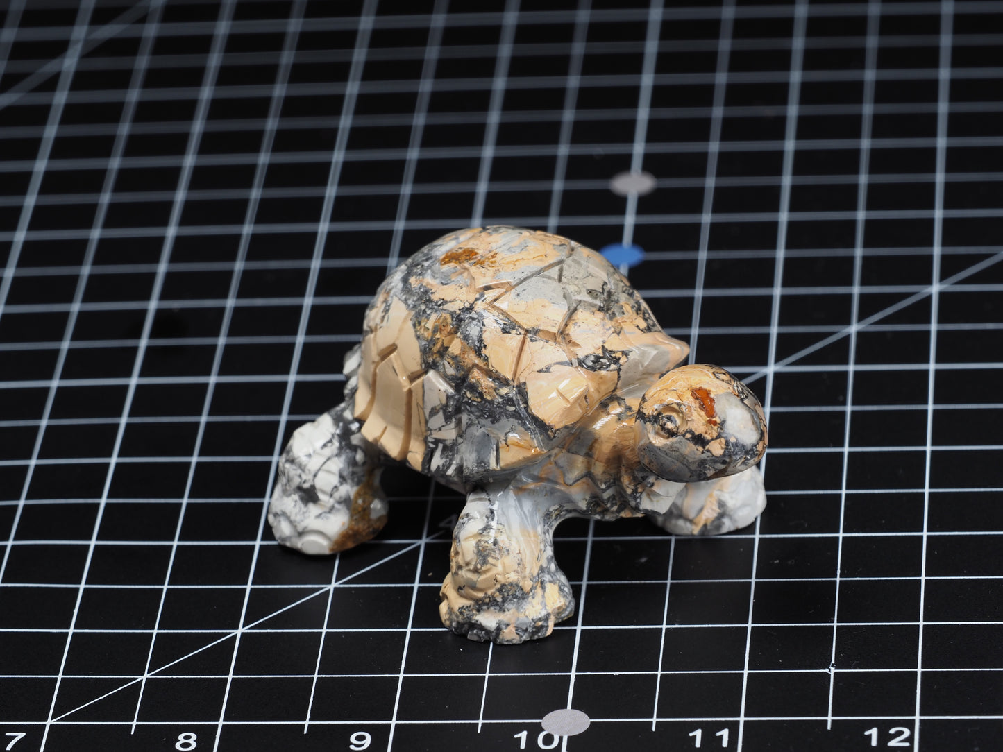 Tortoise / Turtle Maligano Jasper Carving