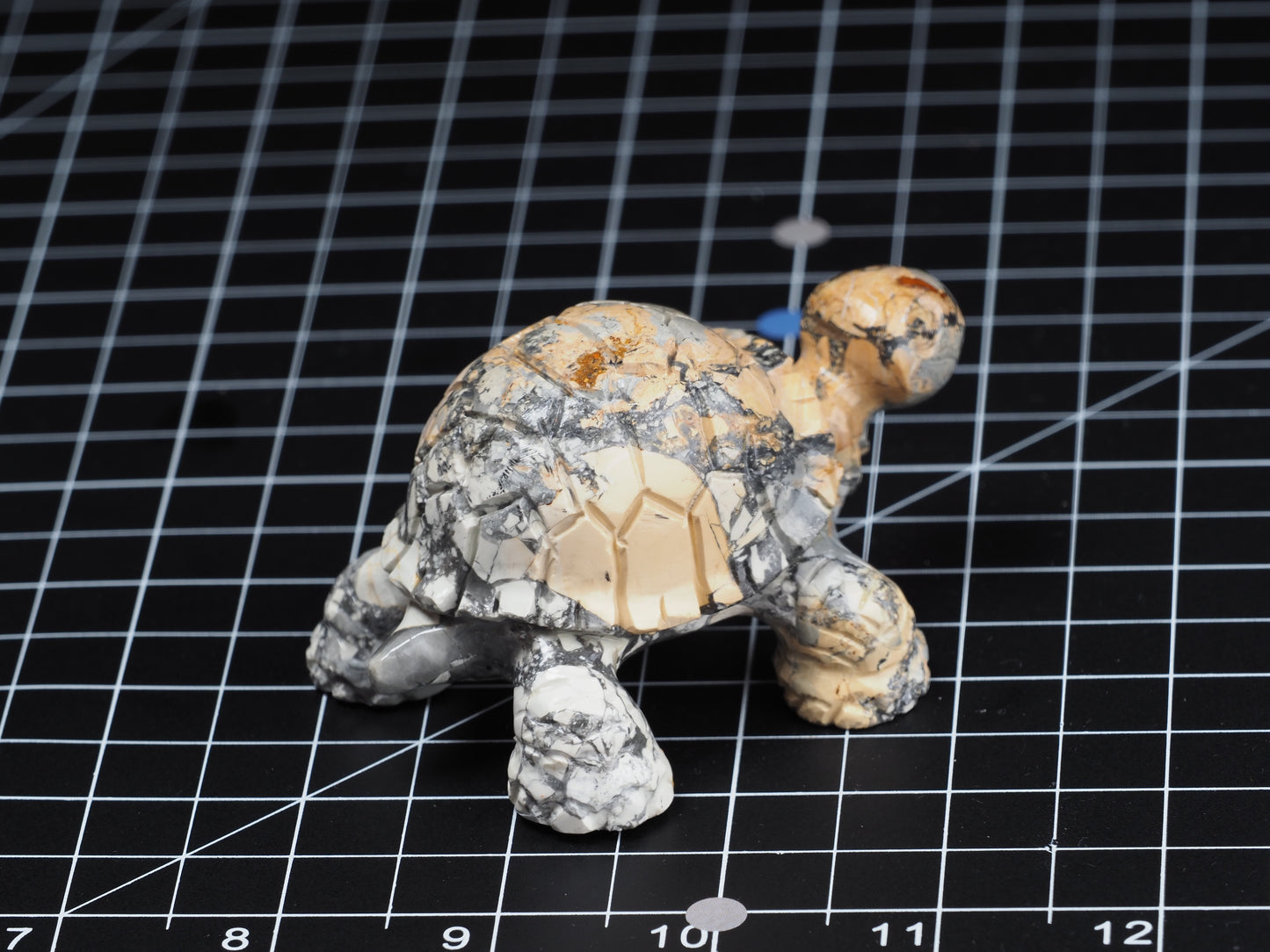 Tortoise / Turtle Maligano Jasper Carving
