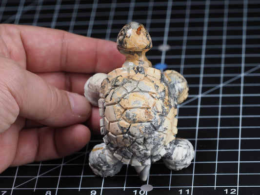Tortoise / Turtle Maligano Jasper Carving